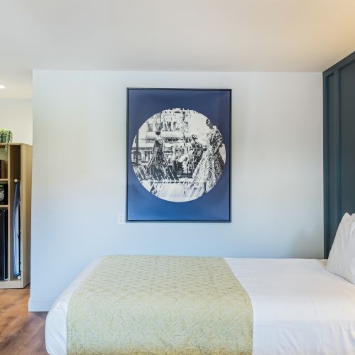 Ardsley Acres Hotel Court